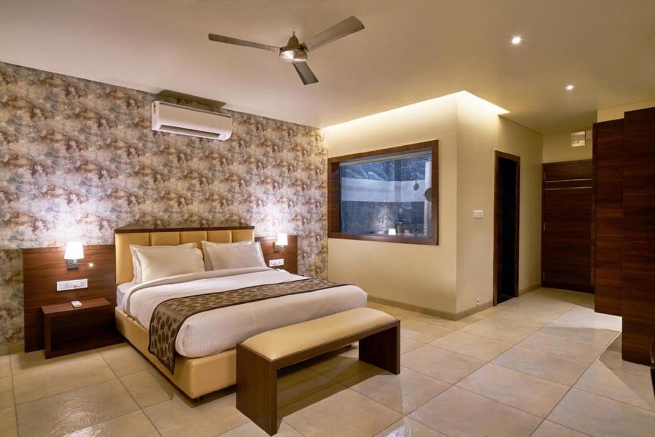 Hotel Shlok  Kolhapur Exterior foto